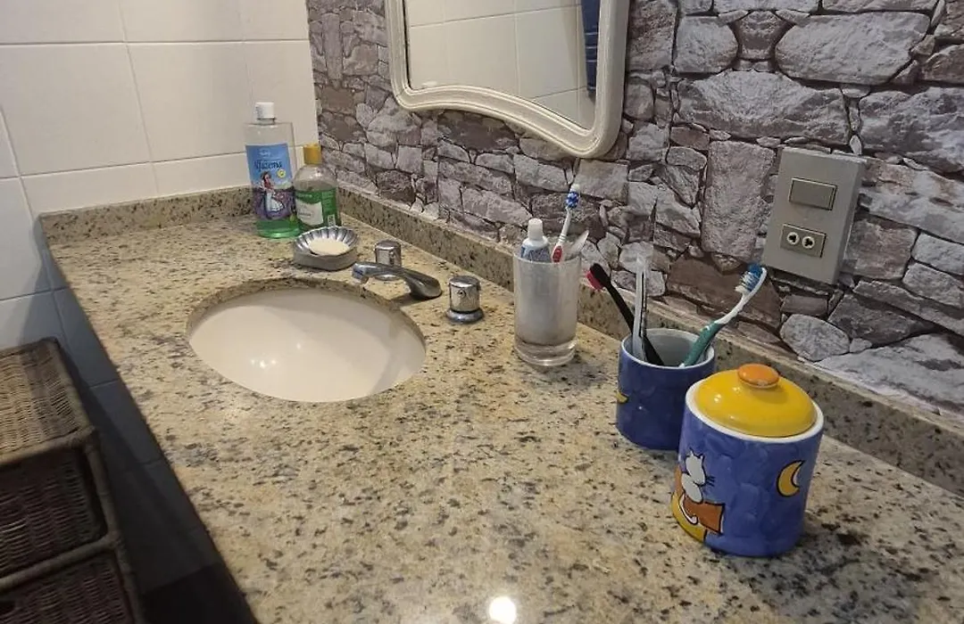 Quartinho Aconchegante em Ipanema Apartamento Compartilhado-1